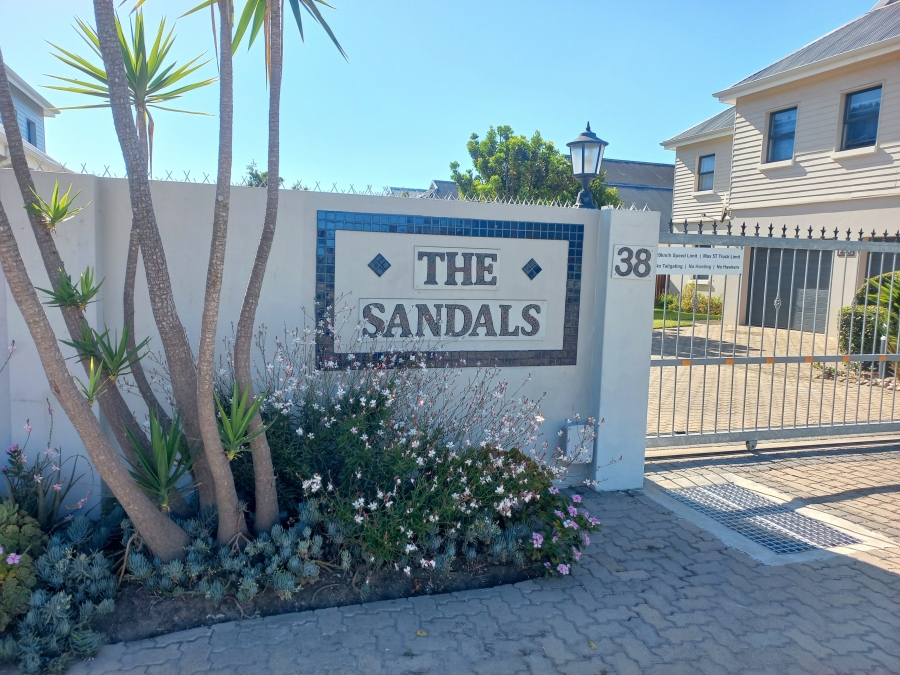 4 Bedroom Property for Sale in Meedingsride Western Cape